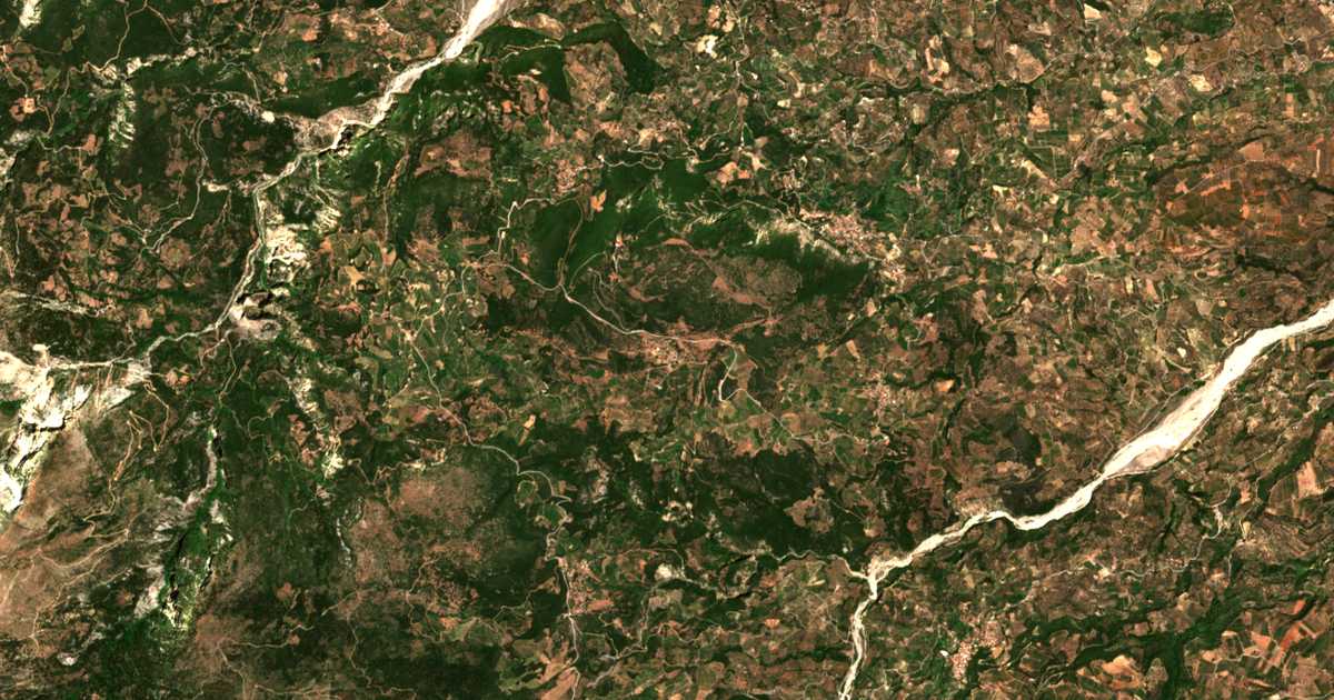 Carte satellite de Verínon