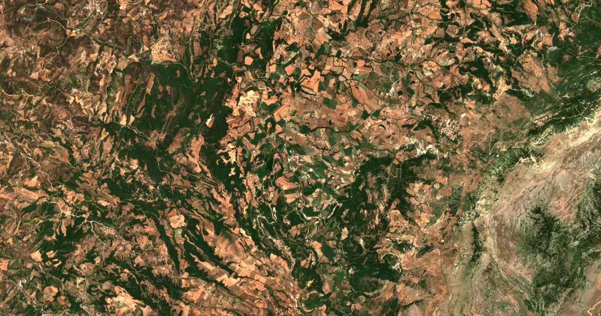 Carte satellite de Karpéta