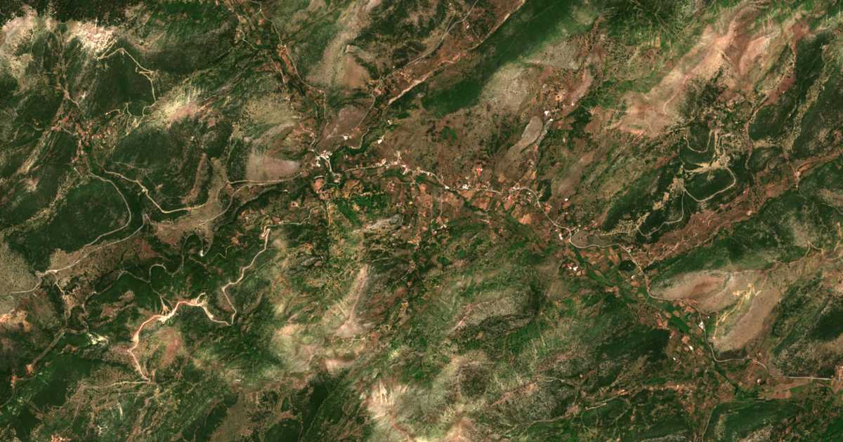Carte satellite de Áno Tripótama