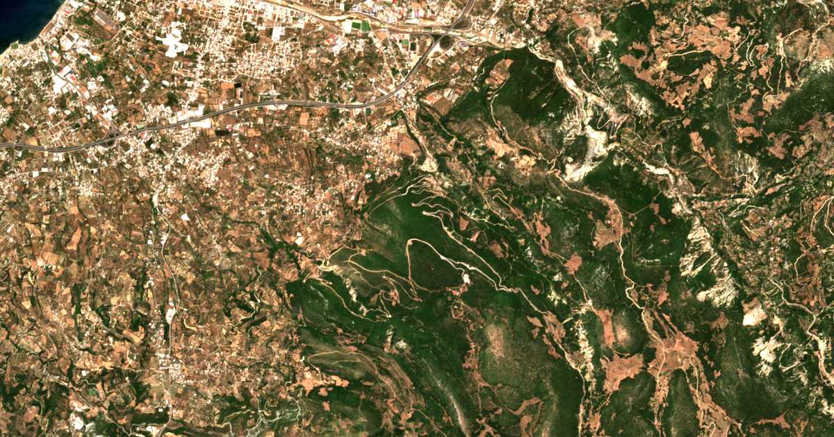 Carte satellite de Ágios Konstantínos