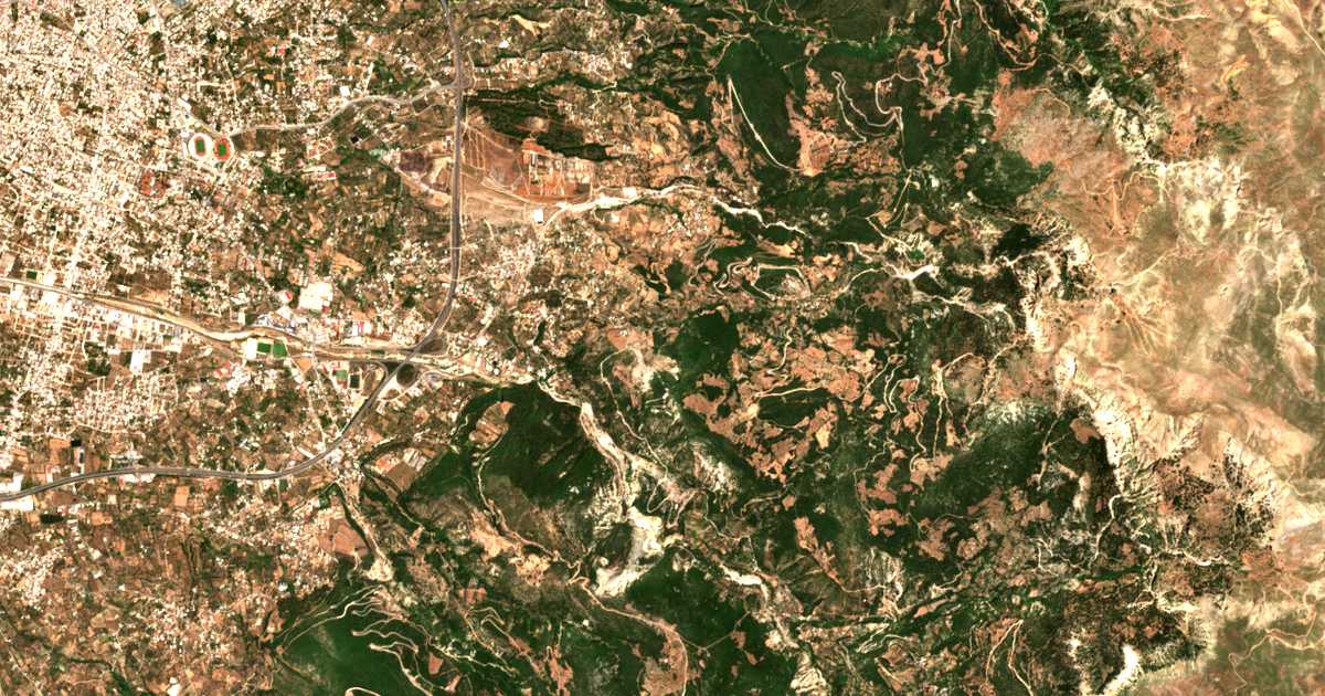 Carte satellite de Karyá