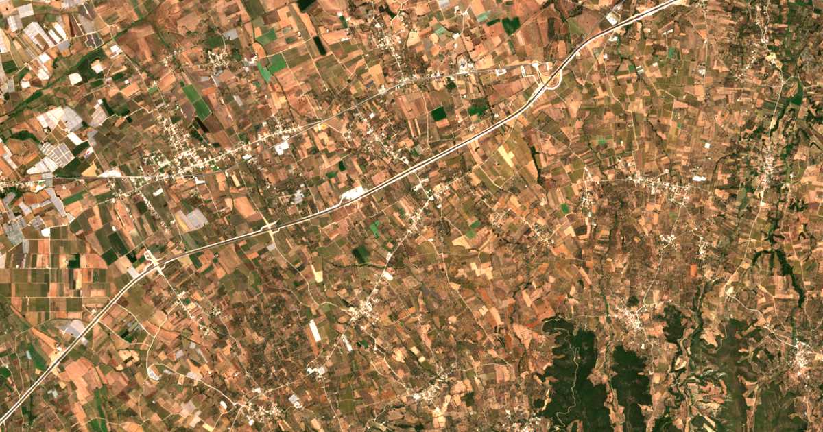 Carte satellite de Karamesinaíika