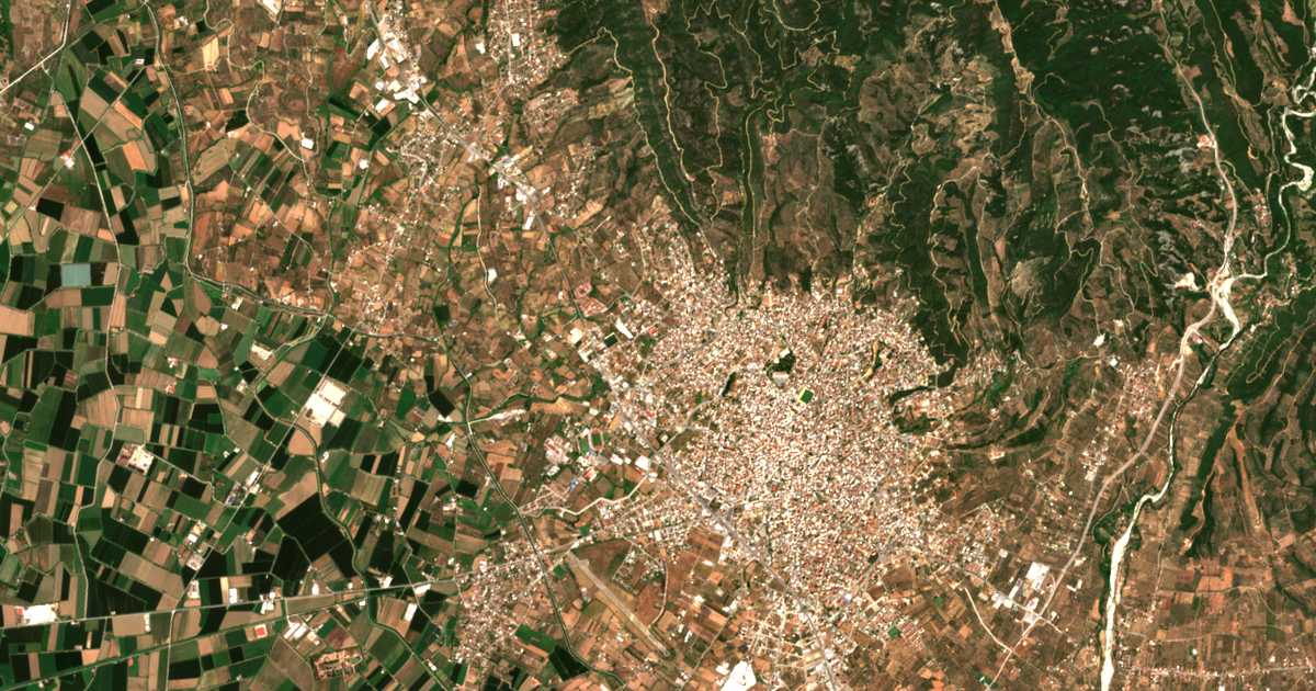 Carte satellite de Ágios Konstantínos
