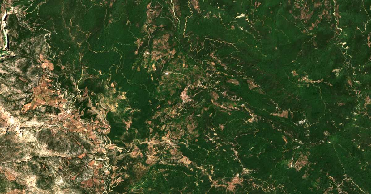 Carte satellite de Áno Kerásovon