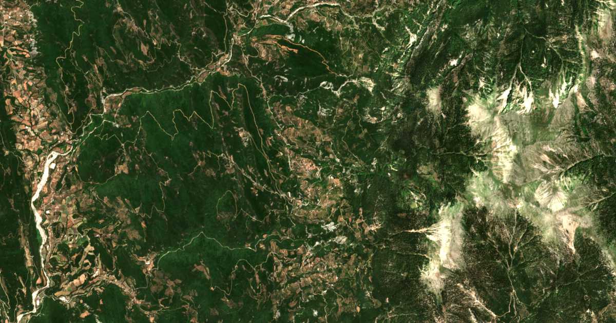 Carte satellite de Agía Paraskeví