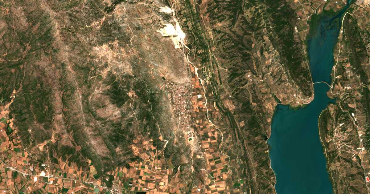 Carte satellite de Lepenoú