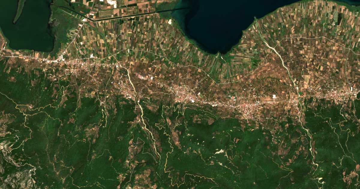 Carte satellite de Páleros