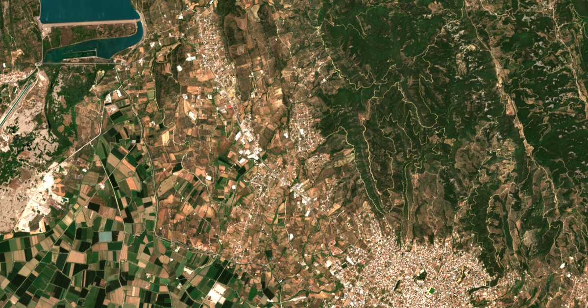 Carte satellite de Triandéika