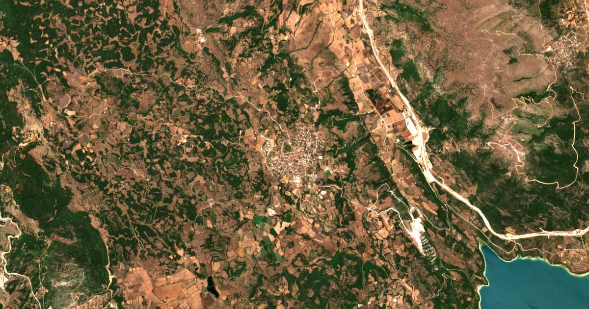 Carte satellite de Katoúna