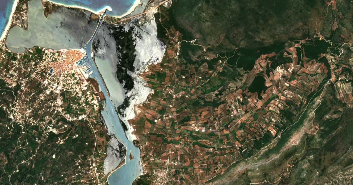 Carte satellite de Peratiá