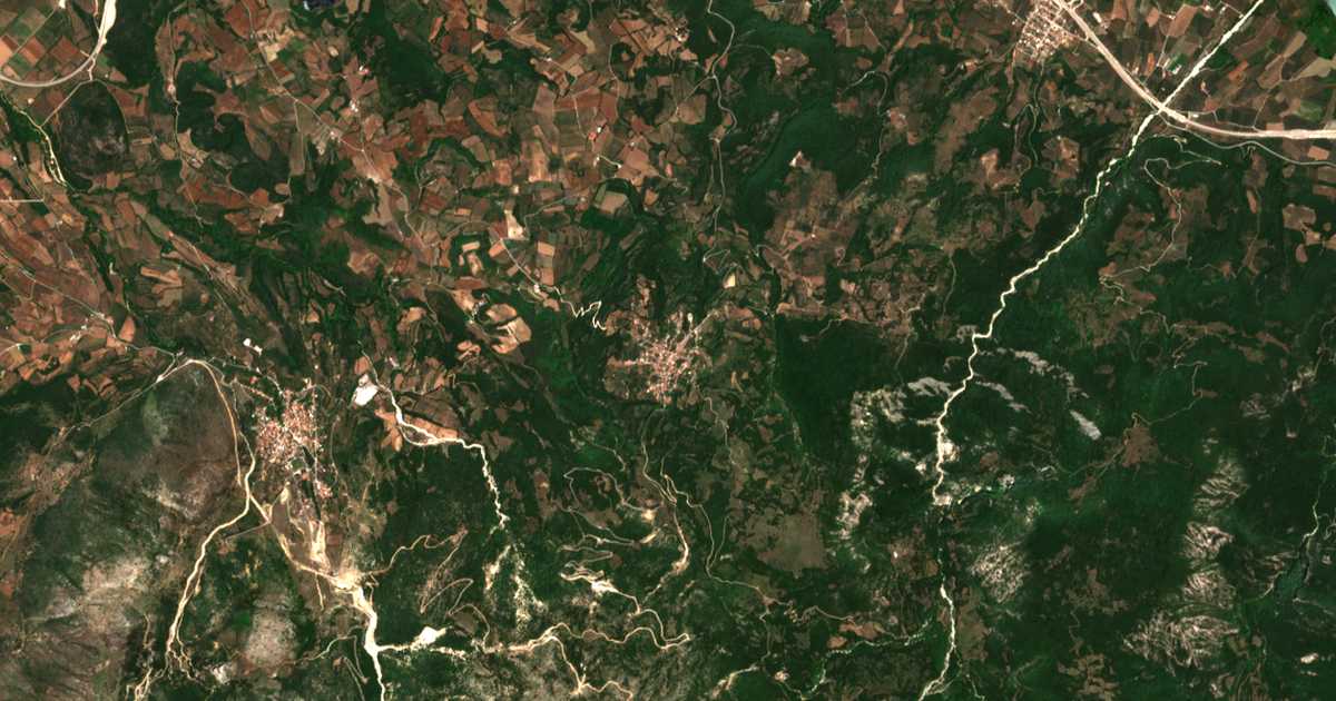 Carte satellite de Thýrion