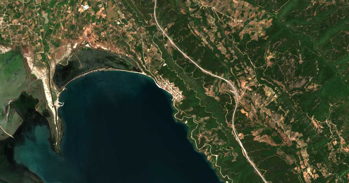 Carte satellite de Menídion