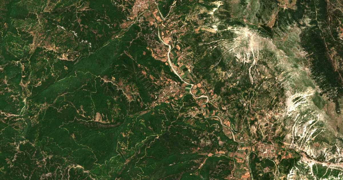 Carte satellite de Néon Agrídion