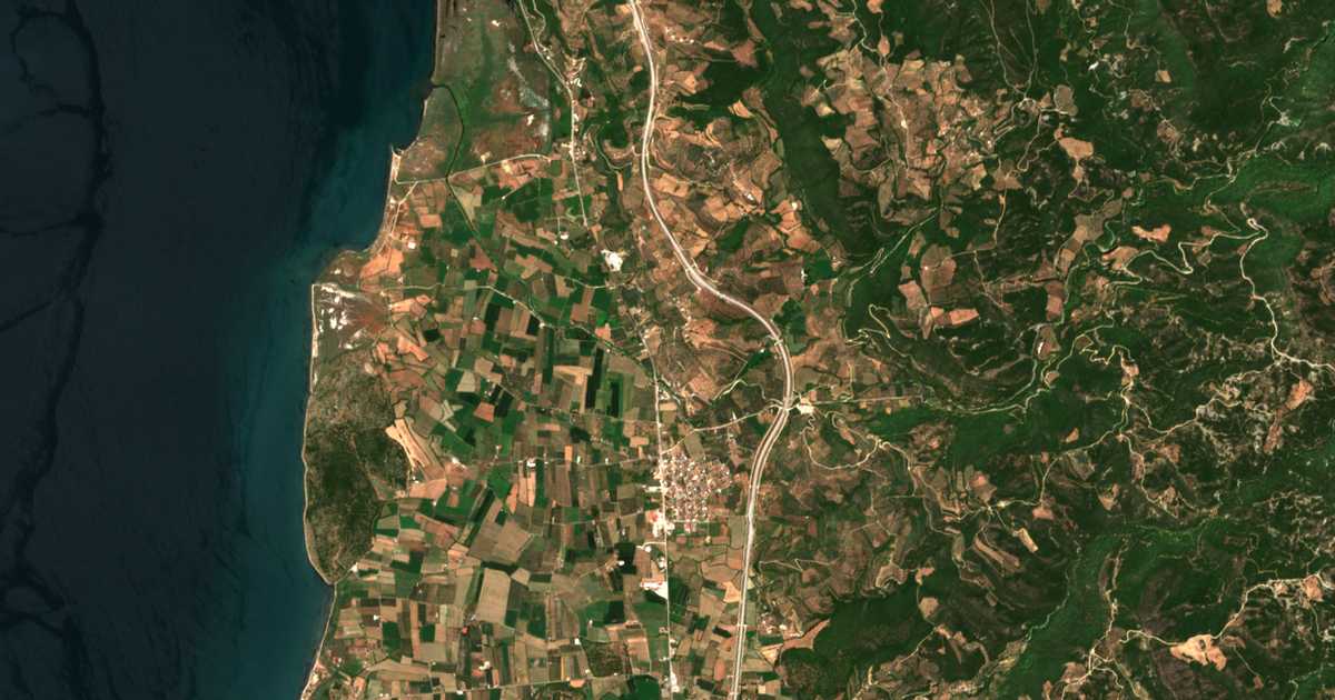 Carte satellite de Petrálona