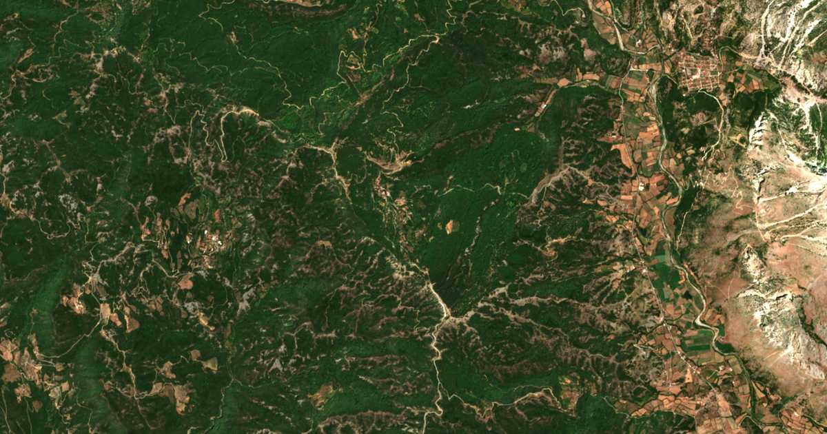 Carte satellite de Stathás