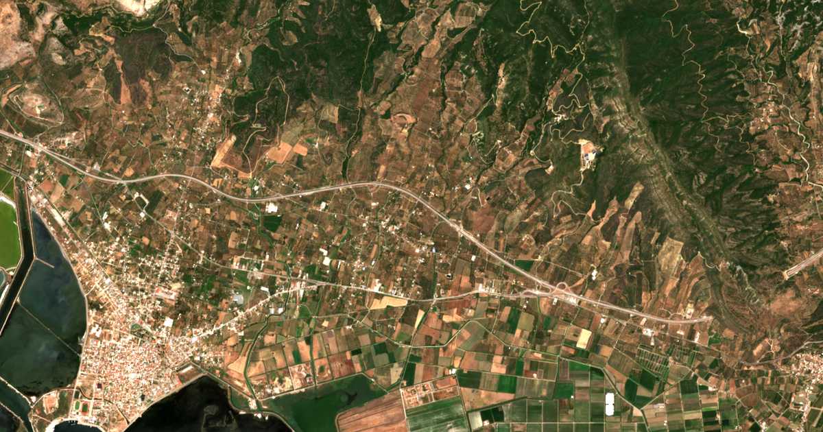 Carte satellite de Ágios Thomás
