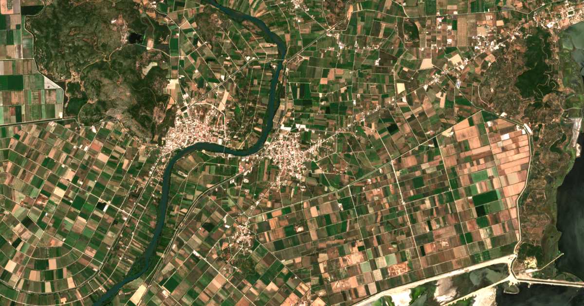 Carte satellite de Neochórion
