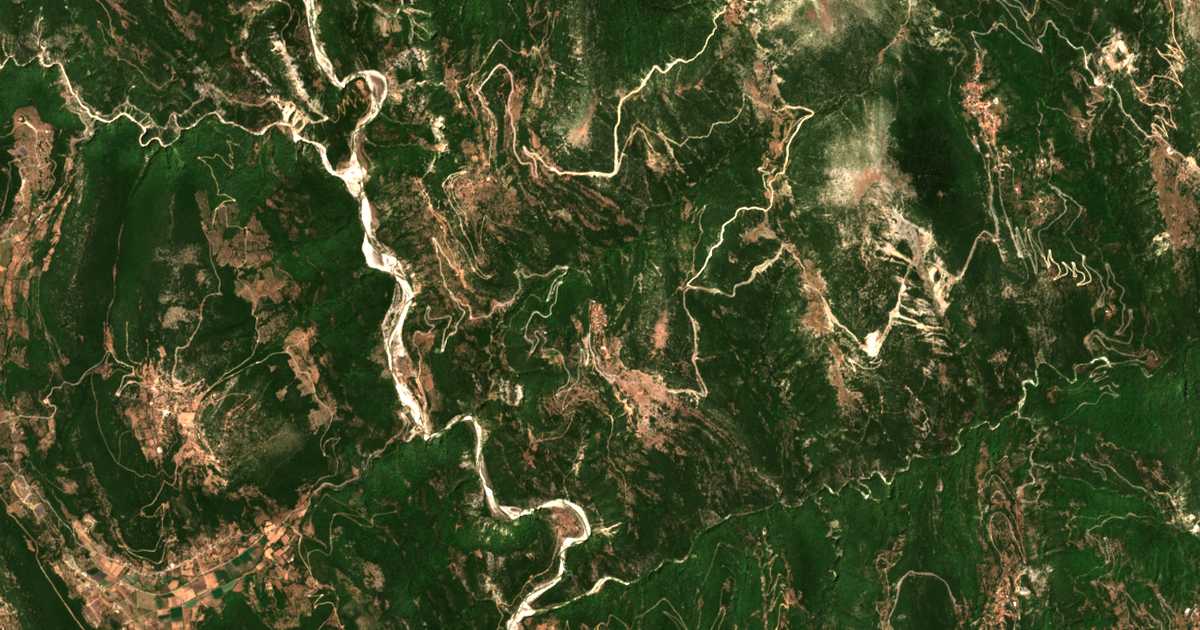 Carte satellite de Achladókastro