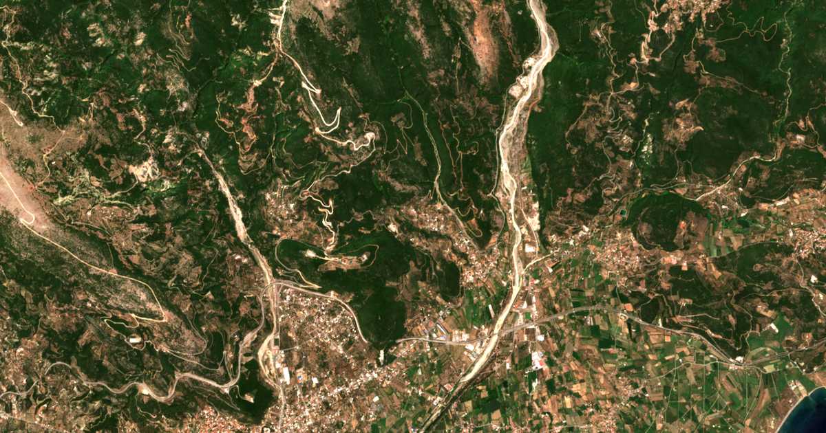 Carte satellite de Dáfni