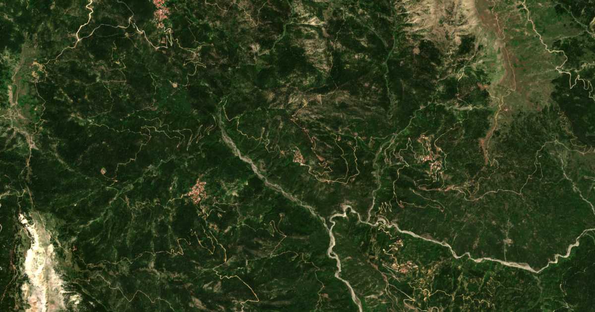 Carte satellite de Mandriní