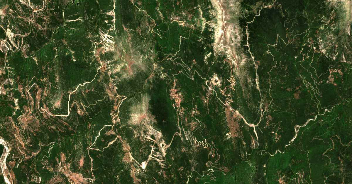 Carte satellite de Plátanos