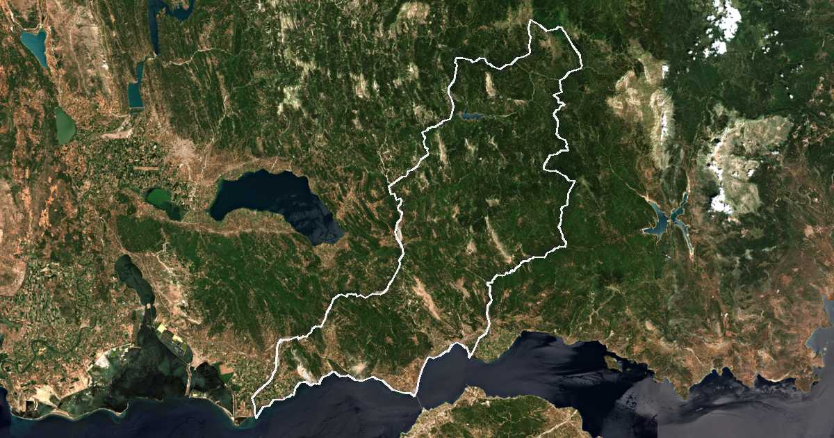 Image satellite avec la limite tracée: de Naupactie