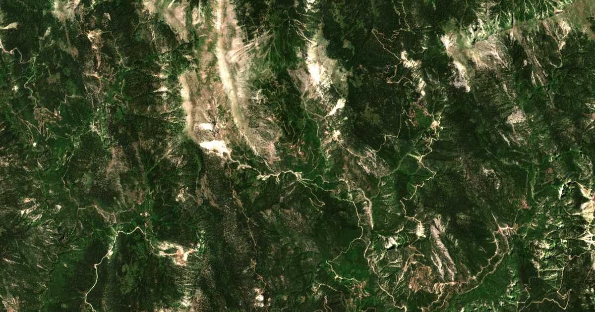 Carte satellite de Argyrón Pigádion