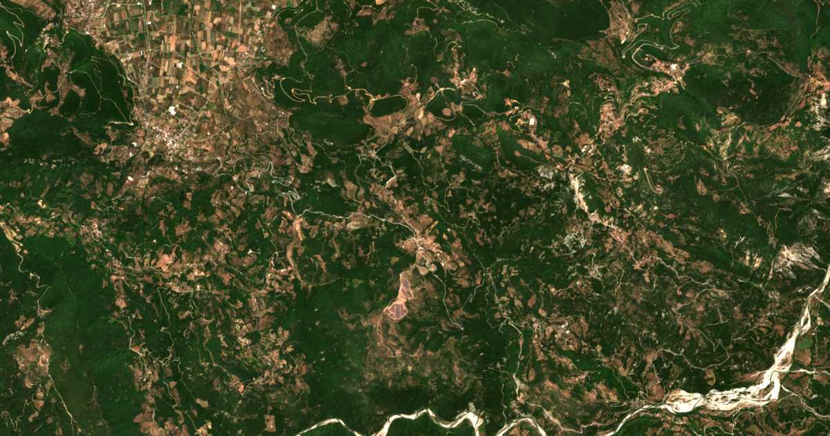 Carte satellite de Dounaíika