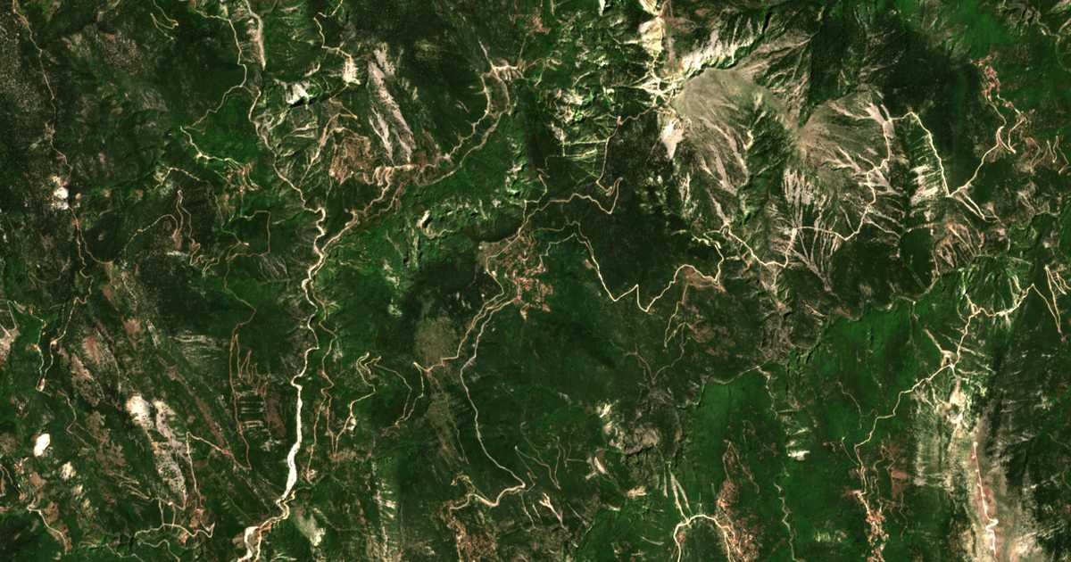 Carte satellite de Koníska