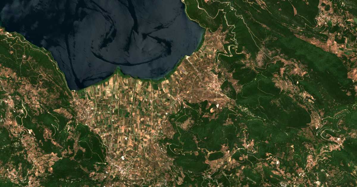 Carte satellite de Pámfion