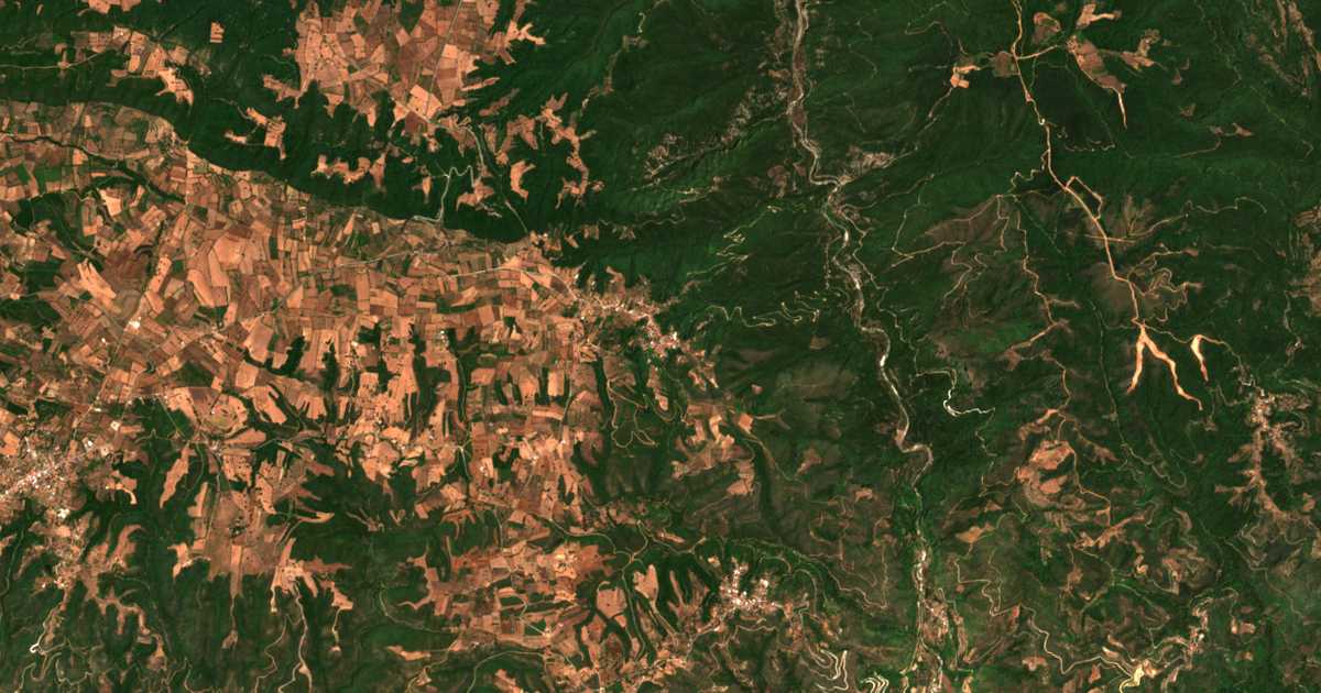 Carte satellite de Achladiní