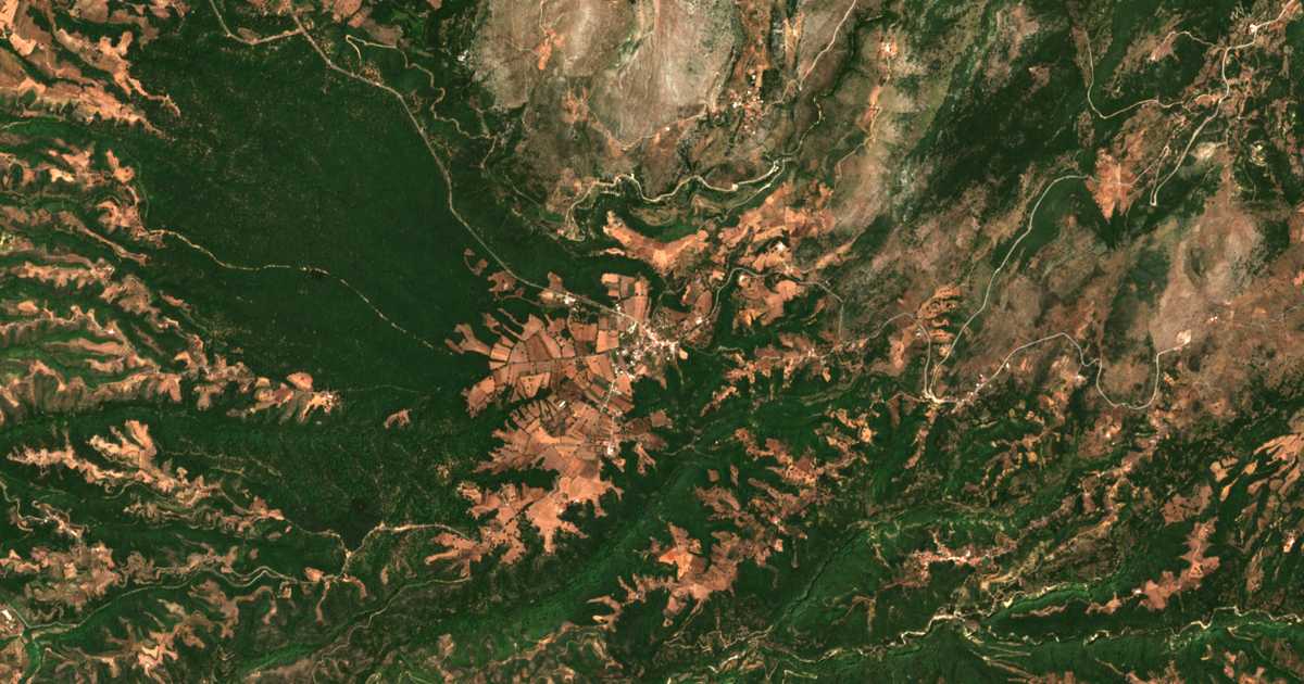 Carte satellite de Panópoulos
