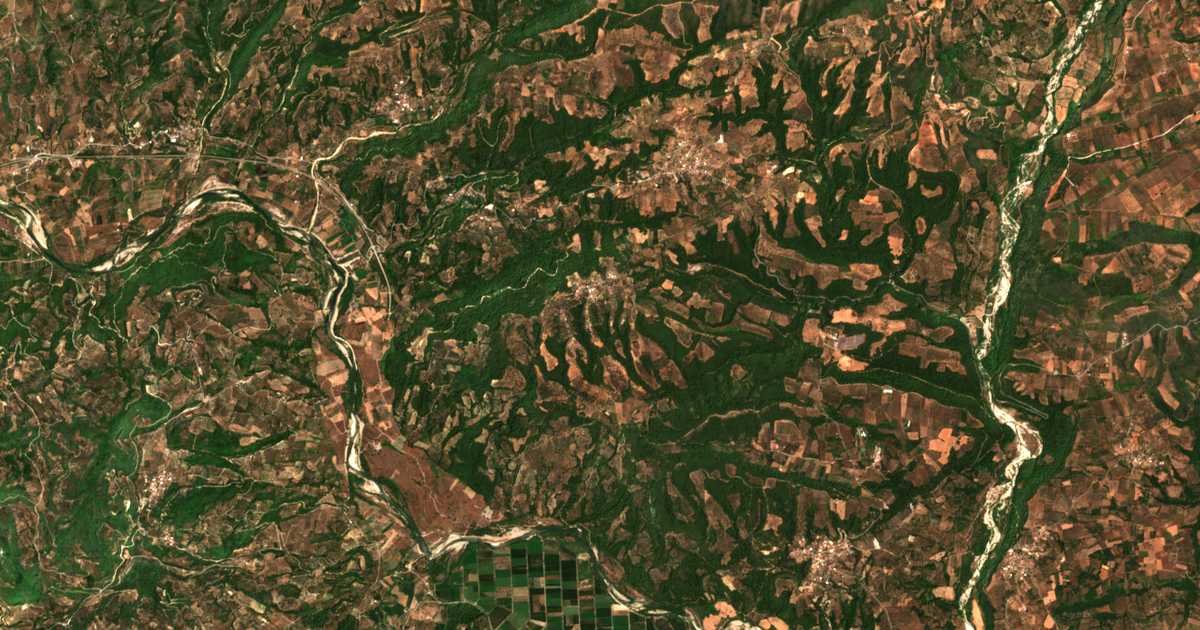 Carte satellite de Ypsilón