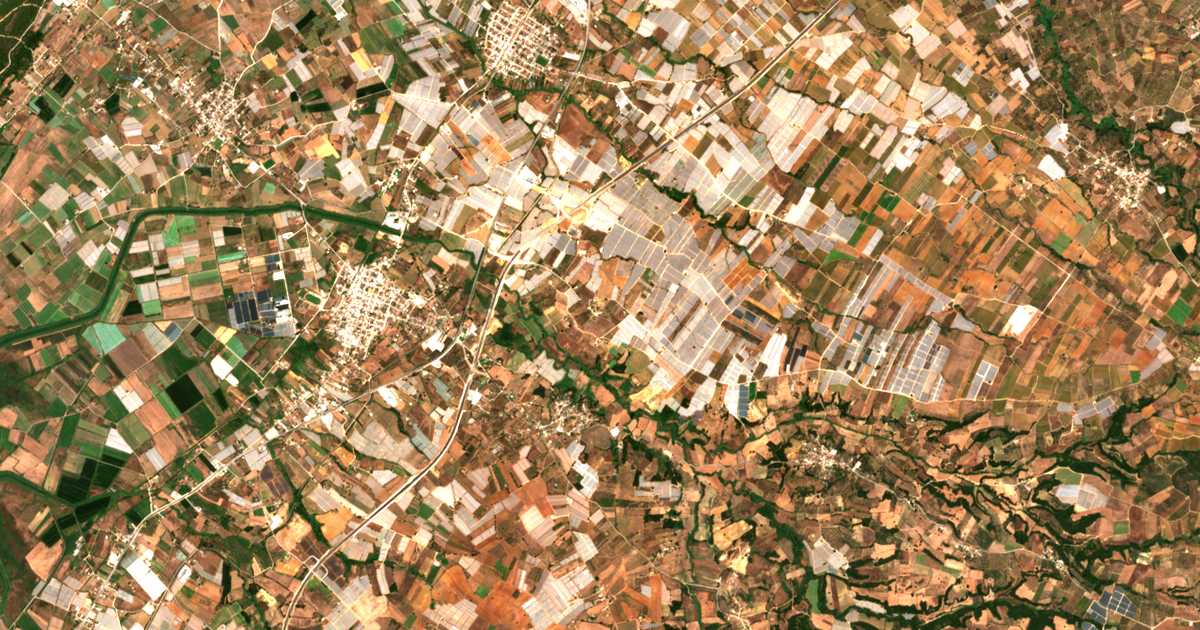 Carte satellite de Kómi