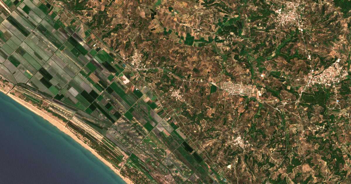 Carte satellite de Ráchai