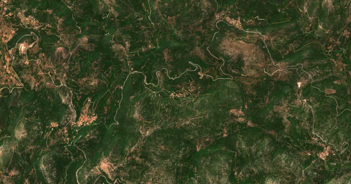Carte satellite de Róvia