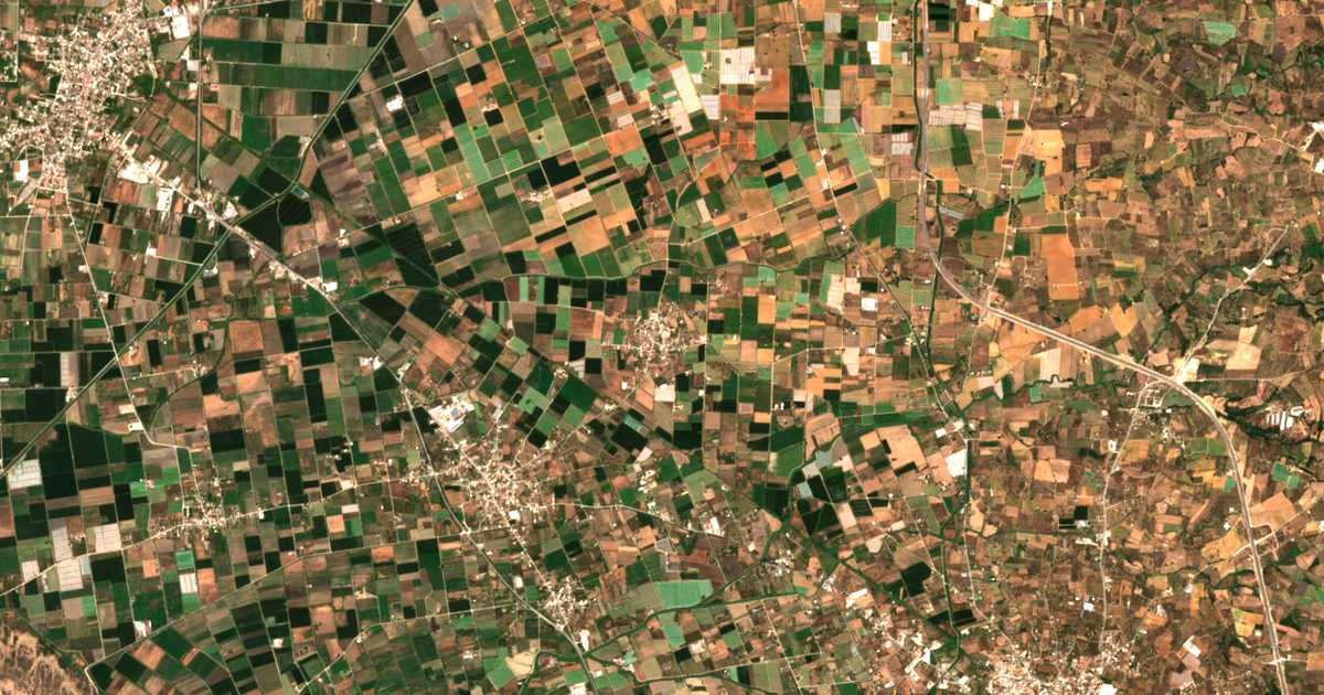 Carte satellite de Ampelókampos
