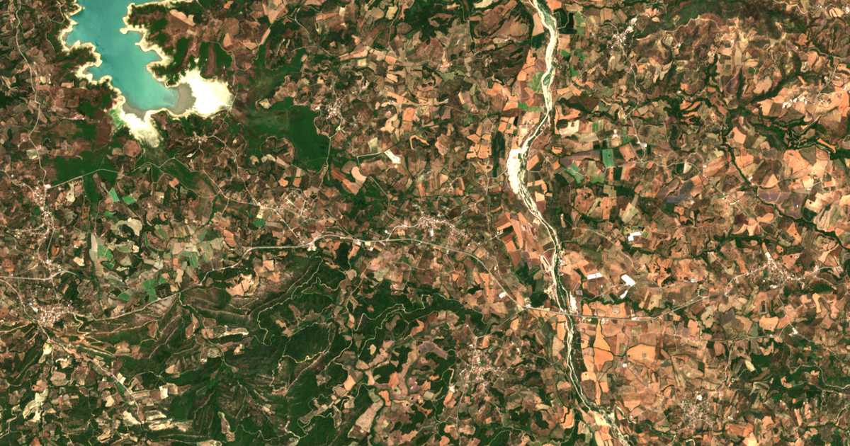 Carte satellite de Efýra