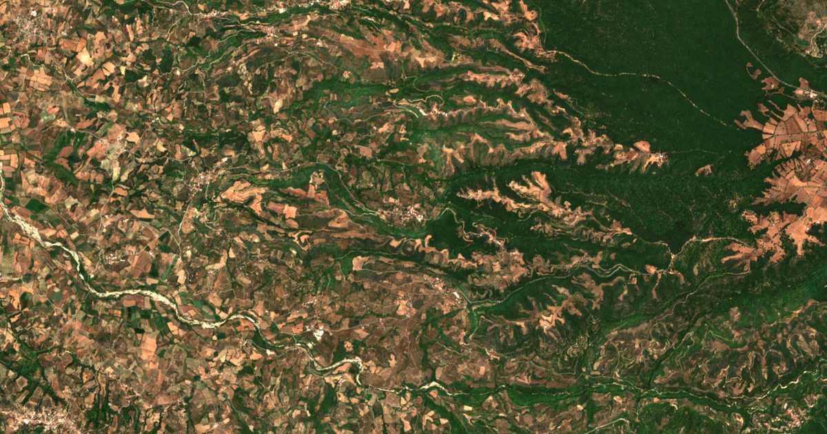 Carte satellite de Loukás
