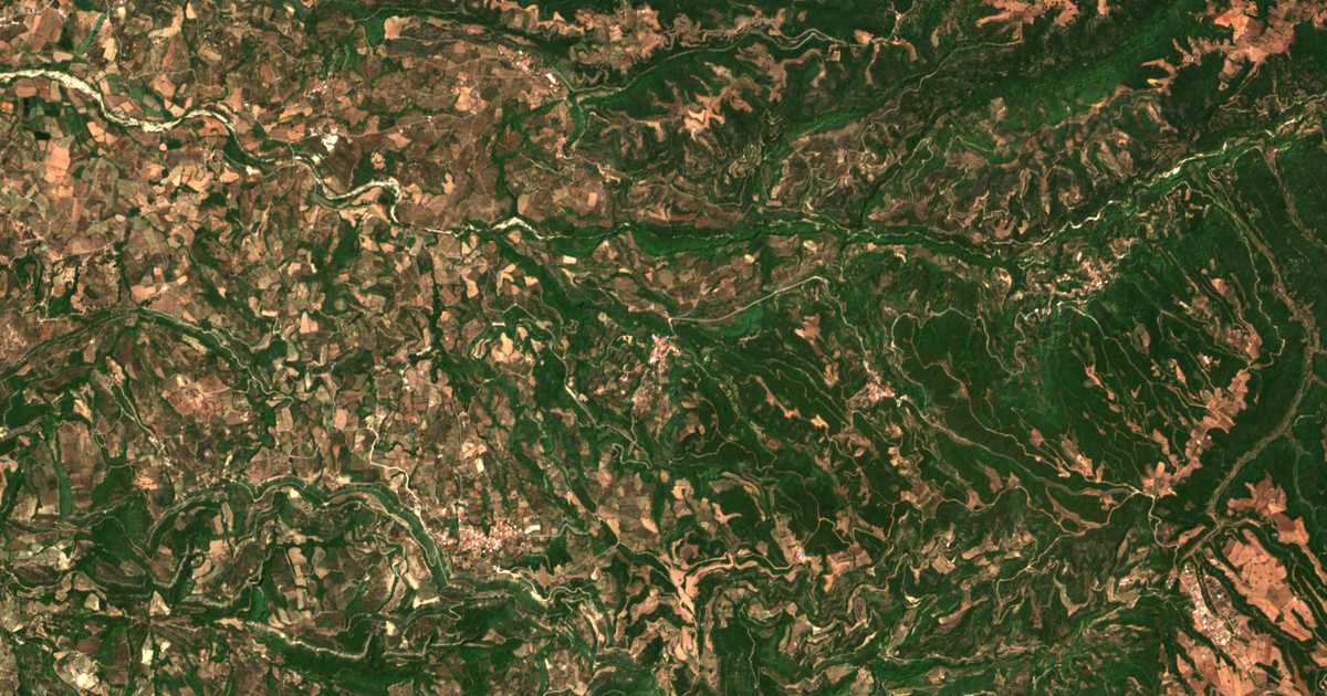 Carte satellite de Agía Ánna