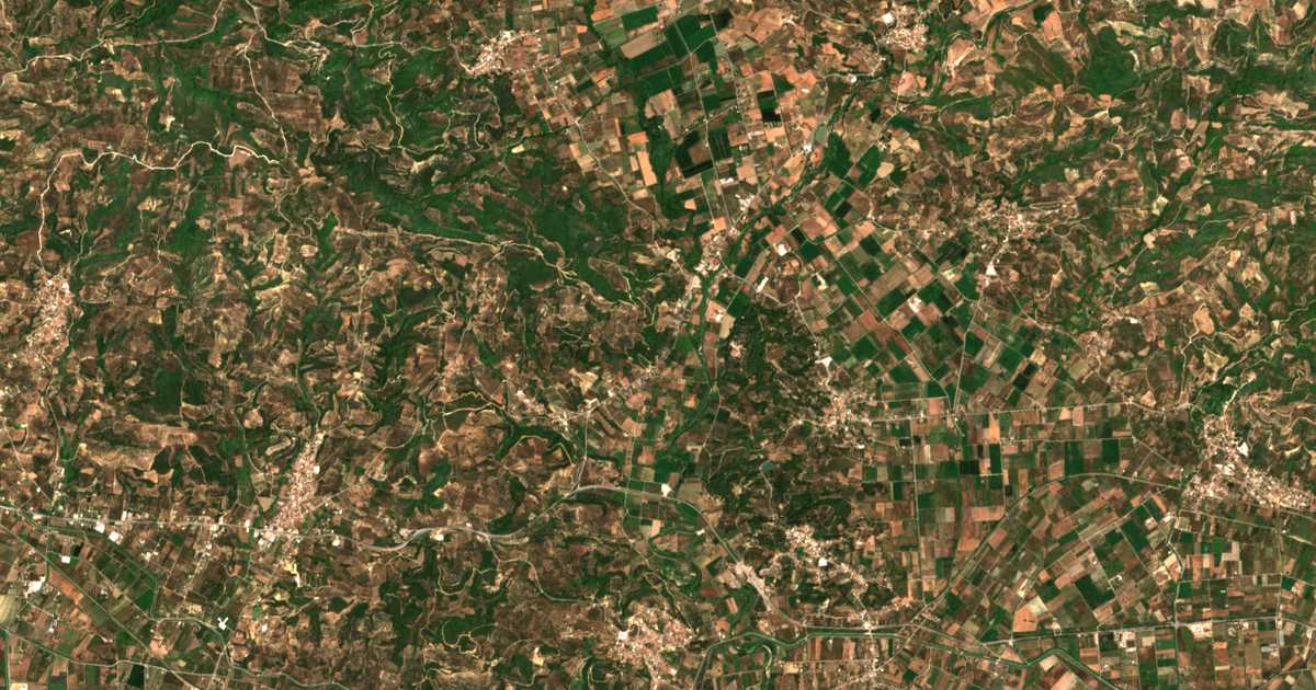 Carte satellite de Kámpos