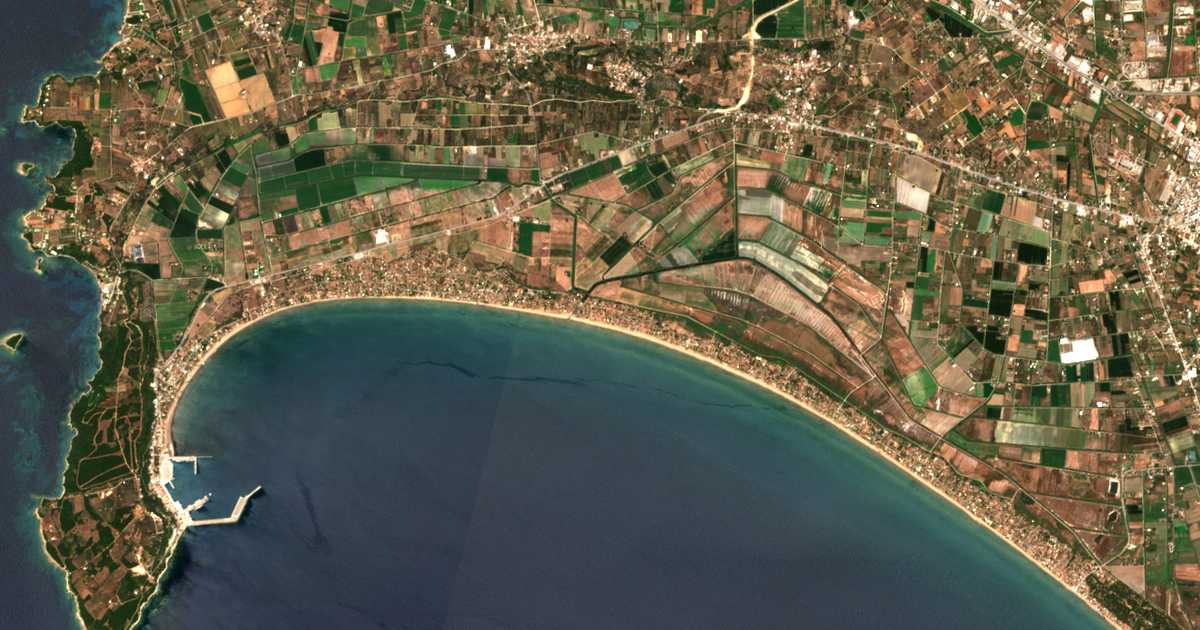 Carte satellite de Kavoúri