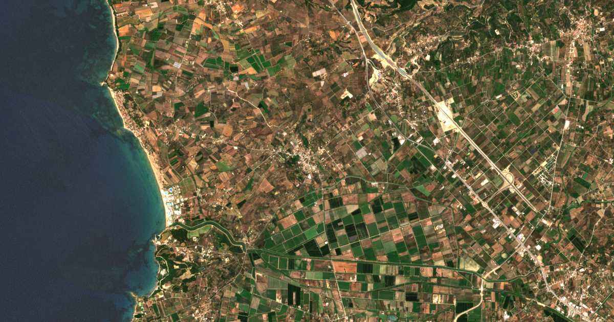 Carte satellite de Myrtiá