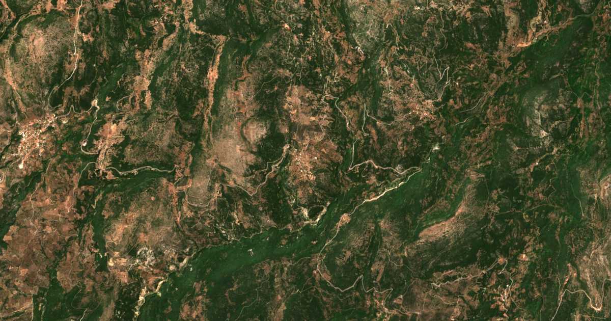Carte satellite de Petrálona