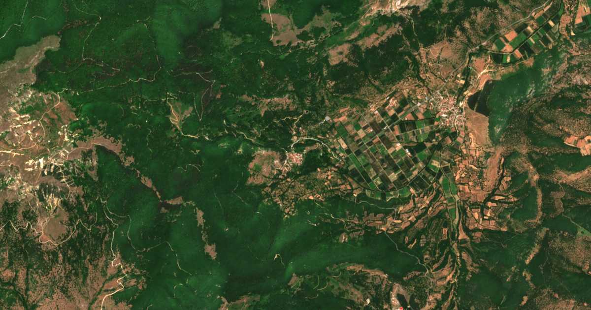 Carte satellite de Asprógia