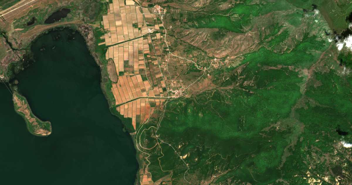 Carte satellite de Lefkón