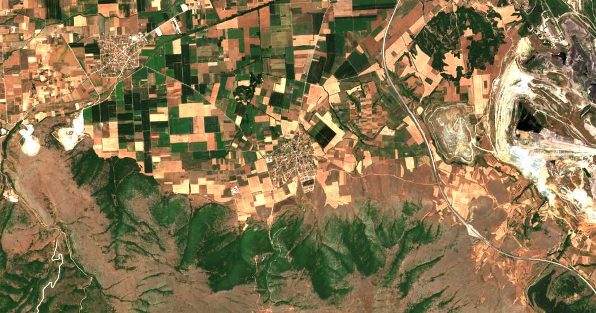 Carte satellite de Asvestópetra