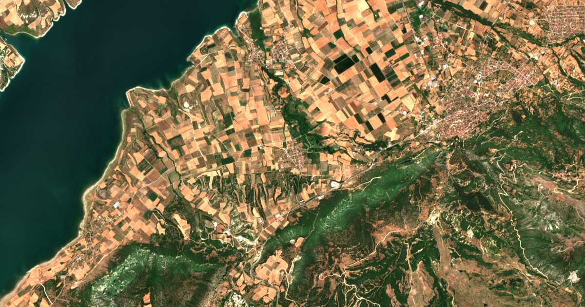 Carte satellite de Avlaí