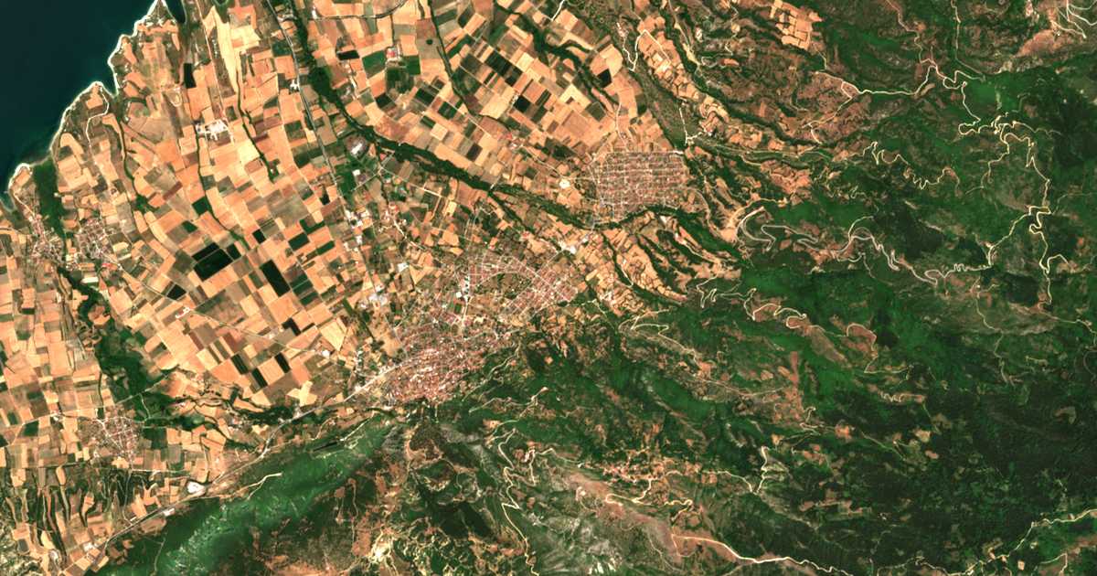 Carte satellite de Néa Kastaniá