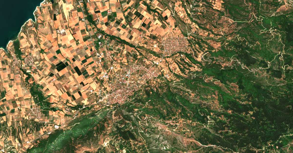Carte satellite de Néa Láva